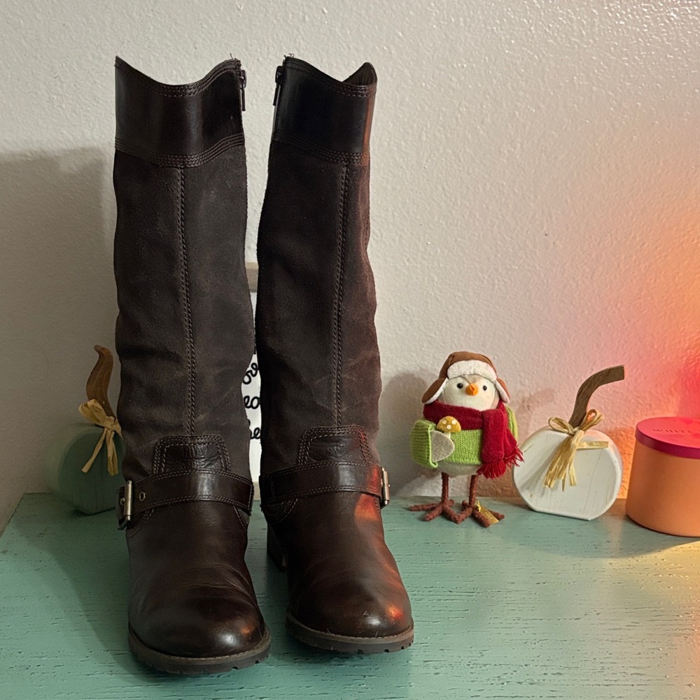 Elegant Brown Timberland Leather Knee-High Boots SZ 9.5 wos box 167